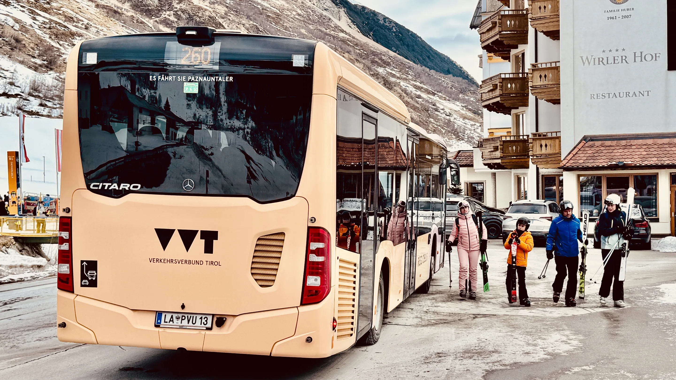 Paznauntaler Skibus nahe Hotel Wirler Hof